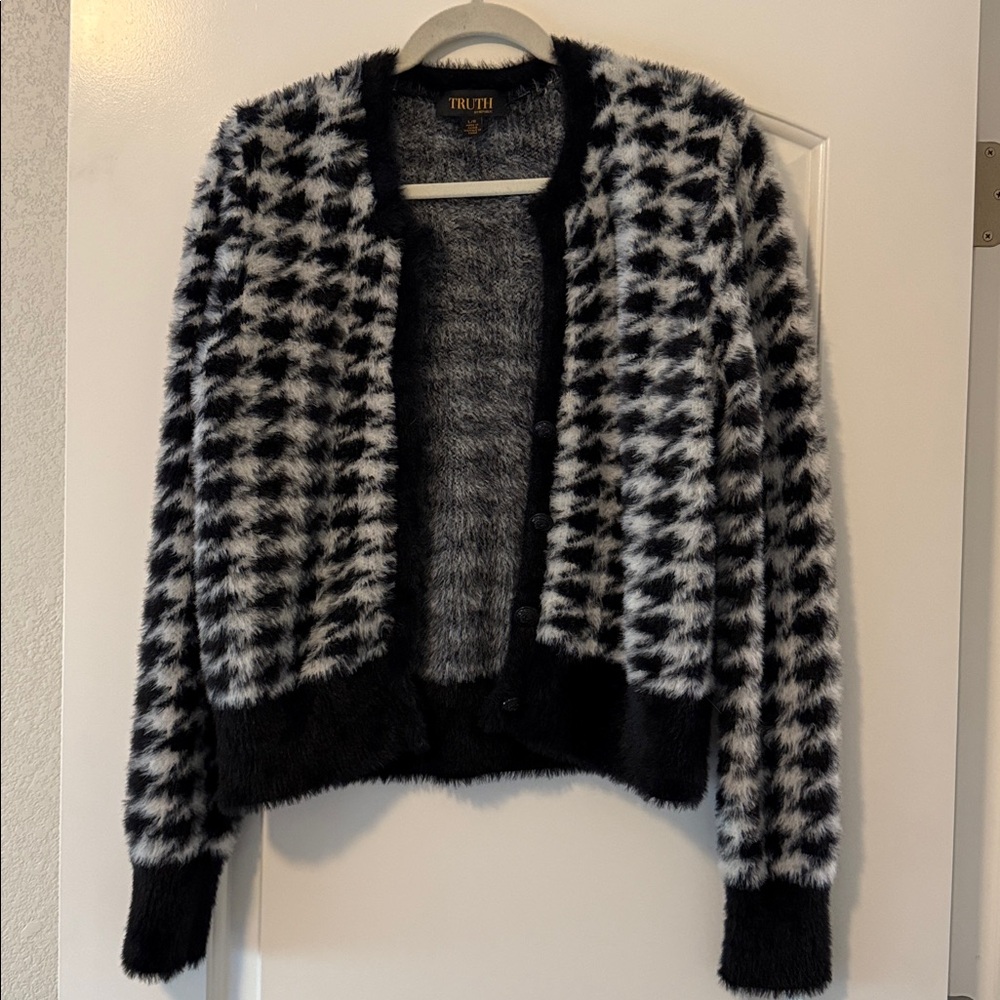 Truth Black and Gray Textured Sweater